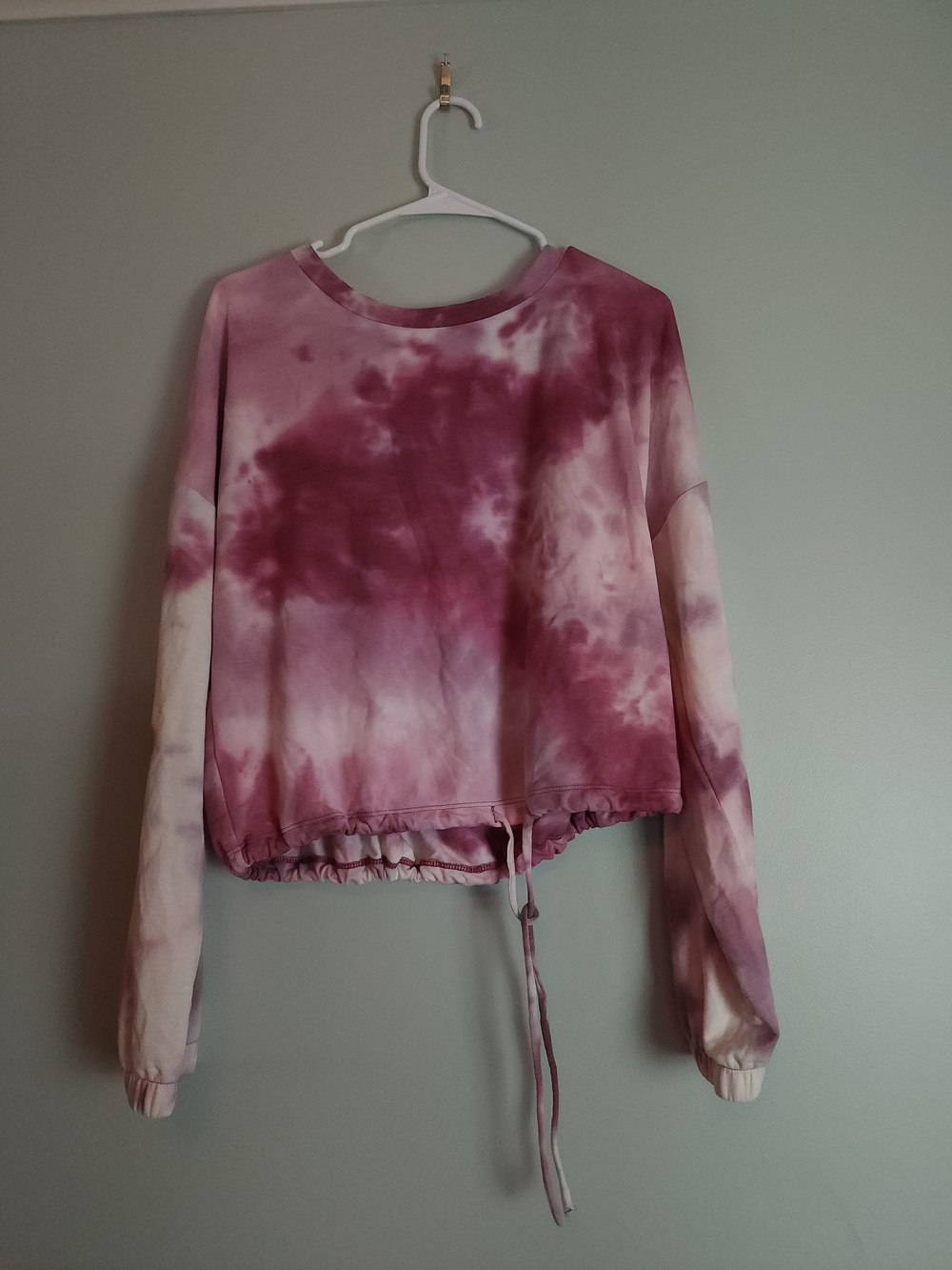 Hooked Up by IOT Pink Tie-Dye Drawstring Hem Sweatshirt